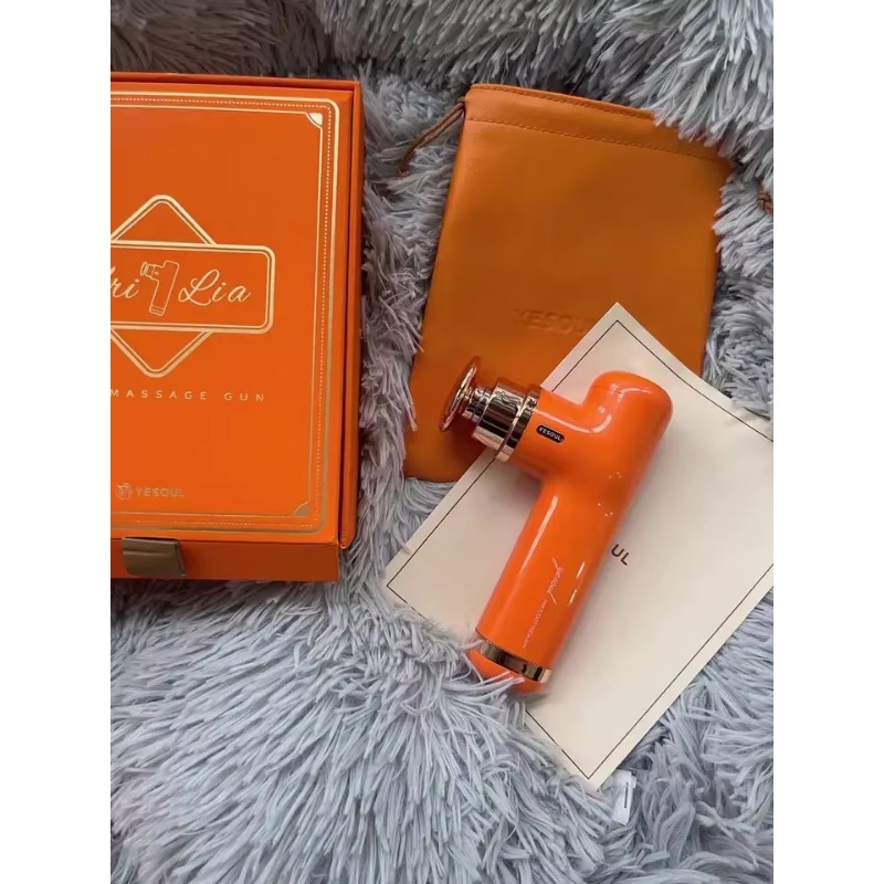 ミニフィットネス マッサージガン 3つのヘッド ブラシレスモ - Massage Gun のレビューと価格