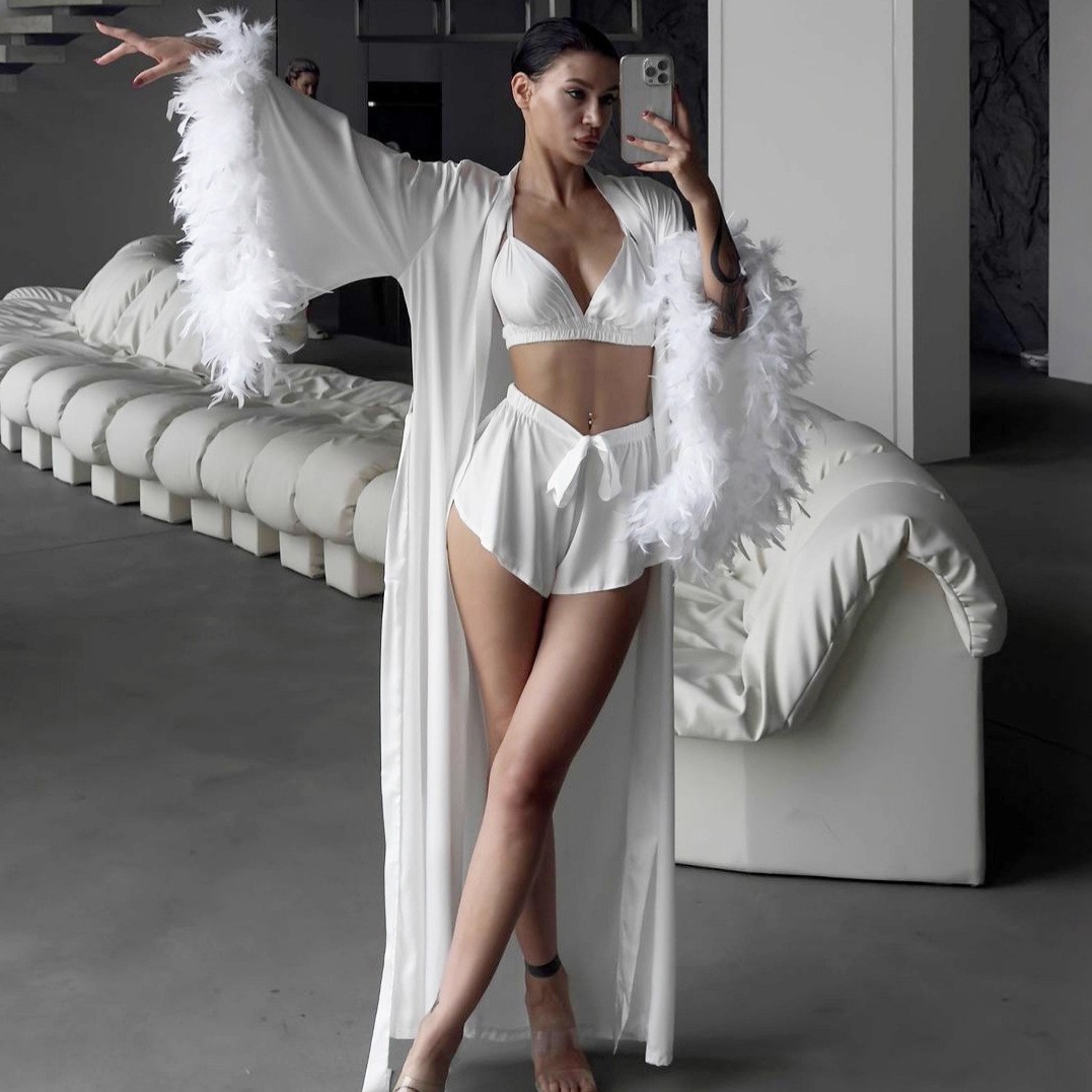 3点セット フェザートリムローブ 欧米風 長袖 春のホームラ - Bathrobe のレビューと価格